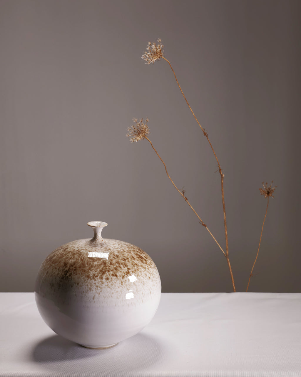 Contour Collection - Round Vase 4