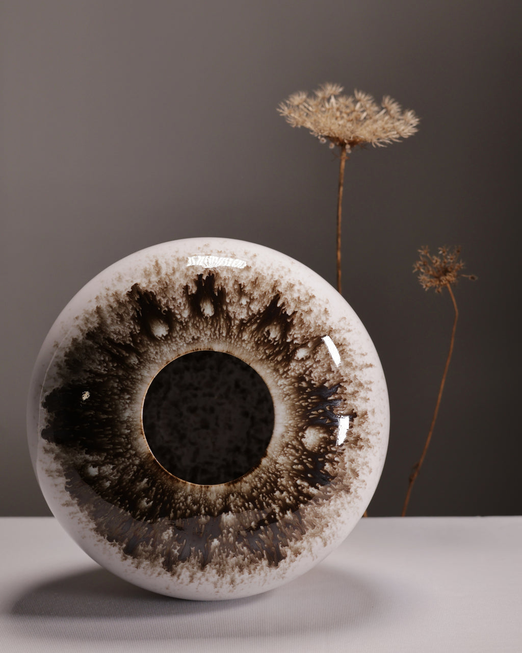 Contour Collection - Round Vase 3