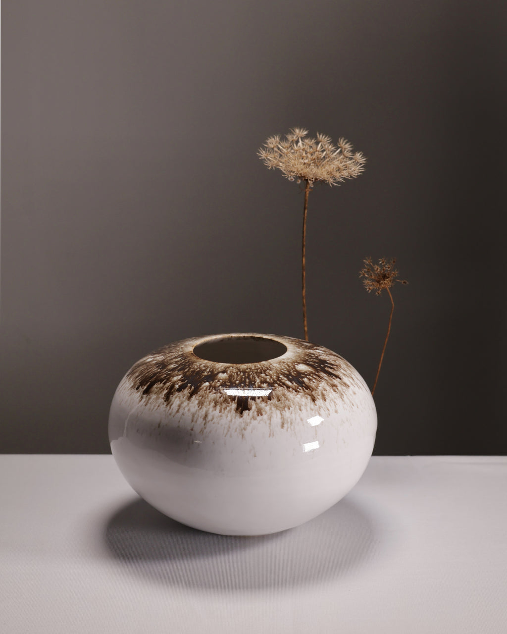Contour Collection - Round Vase 3